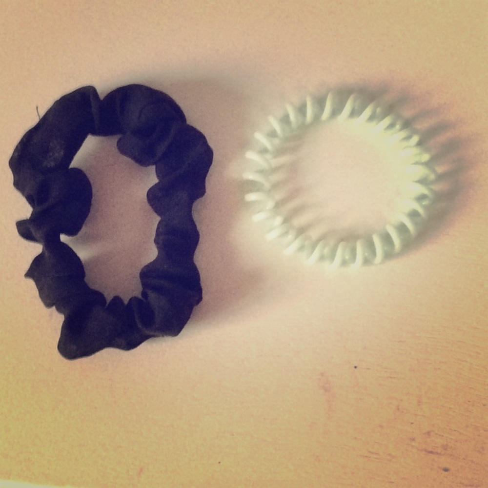 Cute girly scrunchies 💗
